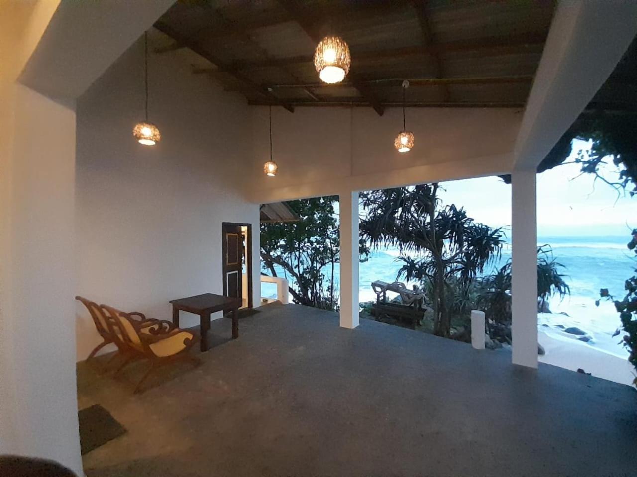 Sooriya Villa Talpe Phòng bức ảnh